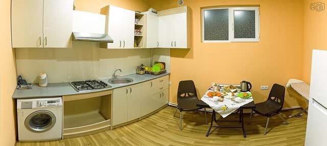 Хостелы Domino Yerevan Hostel and Tours Ереван-18