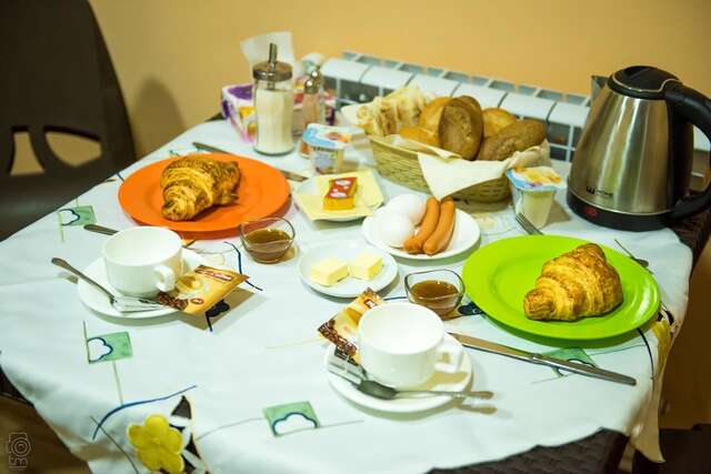 Хостелы Domino Yerevan Hostel and Tours Ереван-20