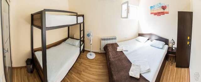 Хостелы Domino Yerevan Hostel and Tours Ереван-34